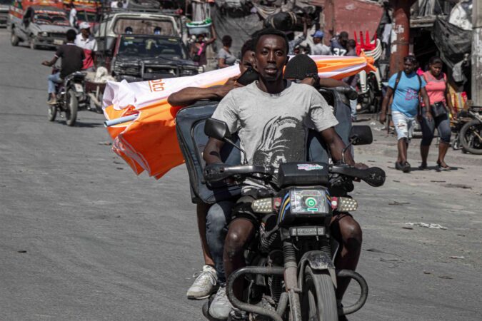 Haïtiens fuyant Port-au-Prince