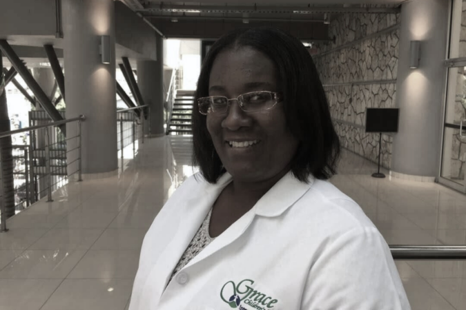 Dr. Nathalie Laurent