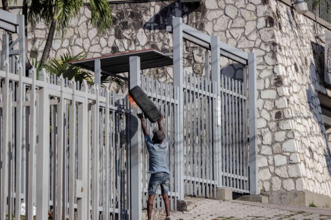 Feu Ambassade du Canada Haïti