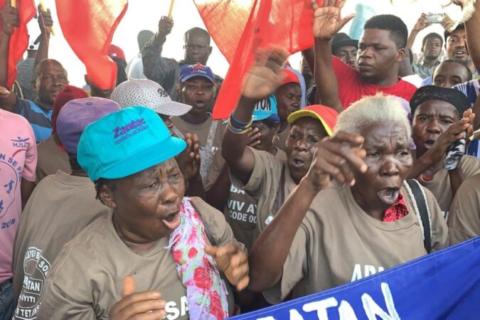 Manifestation contre la corruption et l'impunité, 9 juin 2018. Haïti, Carrefour aéroport. Photo : Etant Dupain