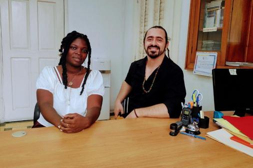 La photo d'une membre de l'administration du CCBH et Neno Garbers, son directeur, le 27 août 2025. CP : Junior Legrand