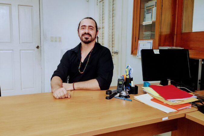 Une photo de Neno Garbers, le directeur du centre culturel Brésil-Haïti à Pétion-ville, le 27 août 2025. CP : Junior Legrand